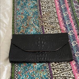 Elegant Black Crocodile-Embossed Clutch